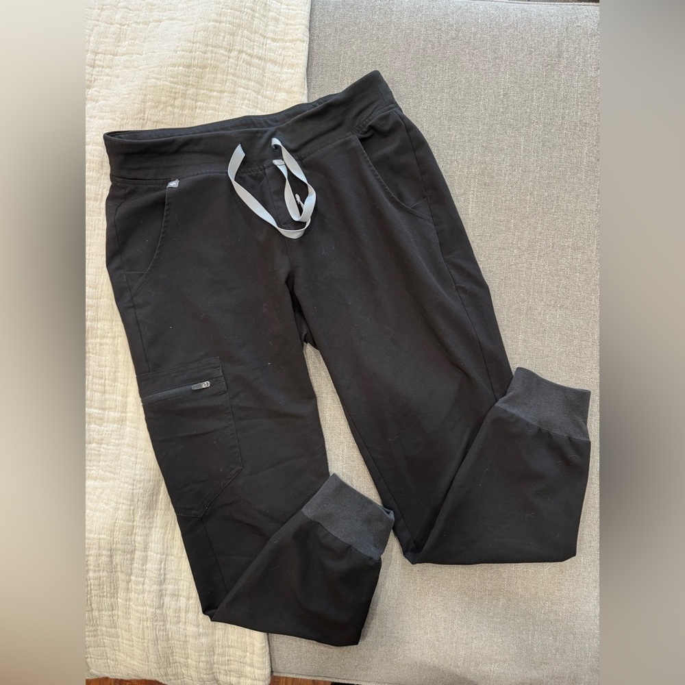 Figs‎ jogger bottoms black scrub scrubs